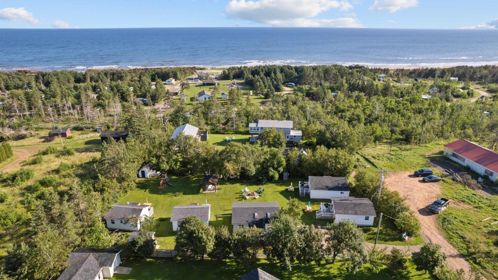 Beach Trees Cottages York Exteriör bild